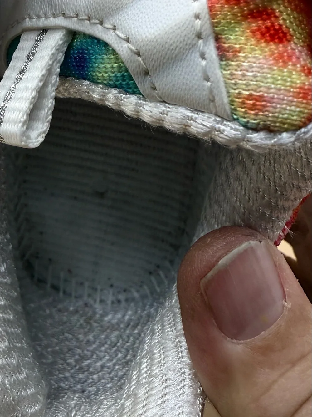 Skechers D'Lites Tie Dye WMLT White Rainbow Sneakers Size 7 - NO INSOLES